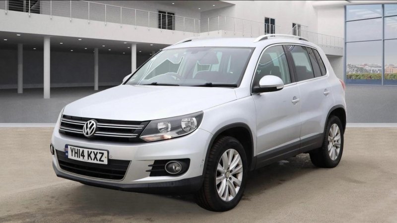 View VOLKSWAGEN TIGUAN 2.0 TDI BlueMotion Tech Match DSG 4WD Euro 5 (s/s) 5dr