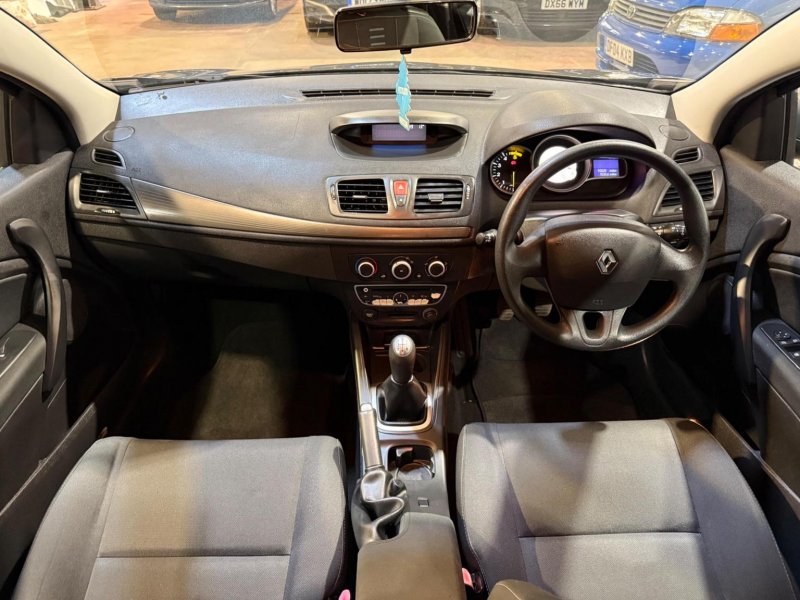 RENAULT MEGANE