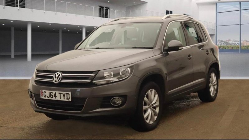 View VOLKSWAGEN TIGUAN 2.0 TDI BlueMotion Tech Match DSG 4WD Euro 5 (s/s) 5dr