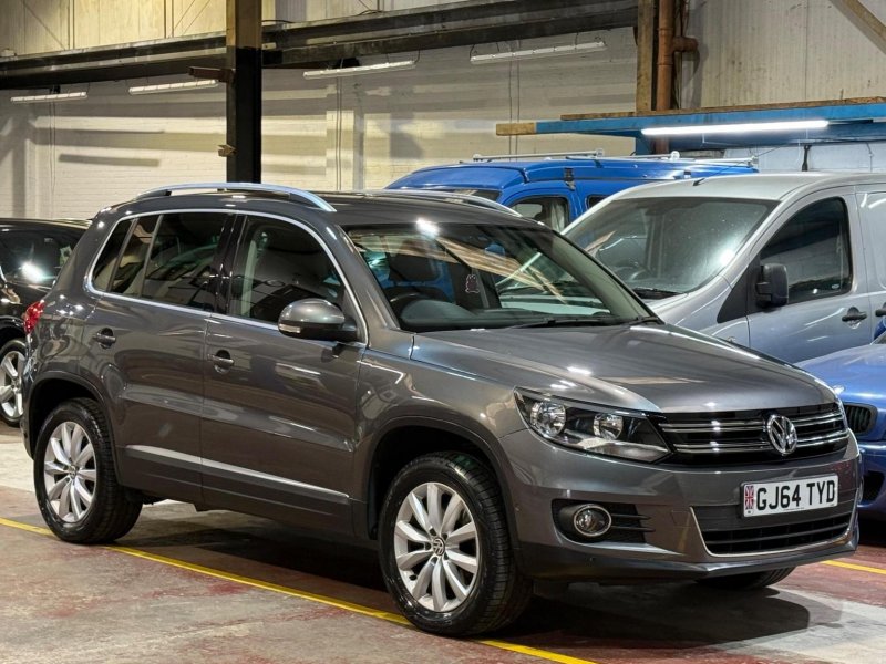 View VOLKSWAGEN TIGUAN 2.0 TDI BlueMotion Tech Match DSG 4WD Euro 5 (s/s) 5dr