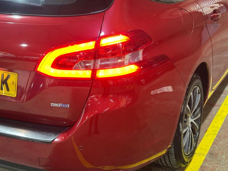 PEUGEOT 308 SW