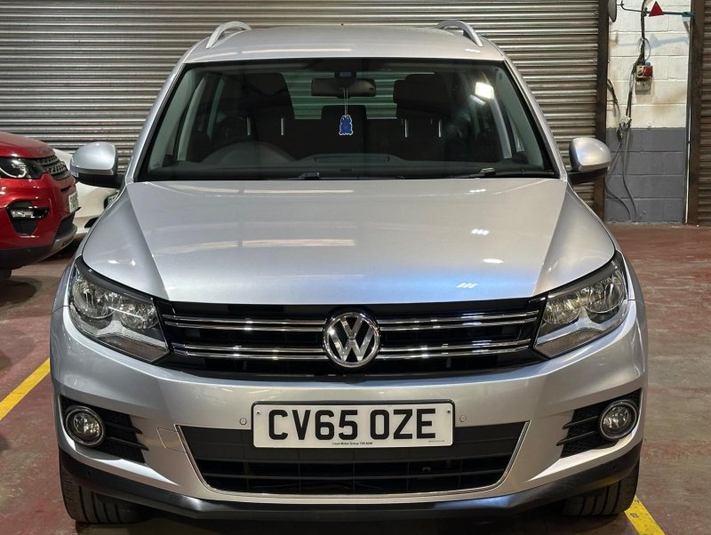 View VOLKSWAGEN TIGUAN 2.0 TDI BlueMotion Tech Match DSG 4WD Euro 6 (s/s) 5dr
