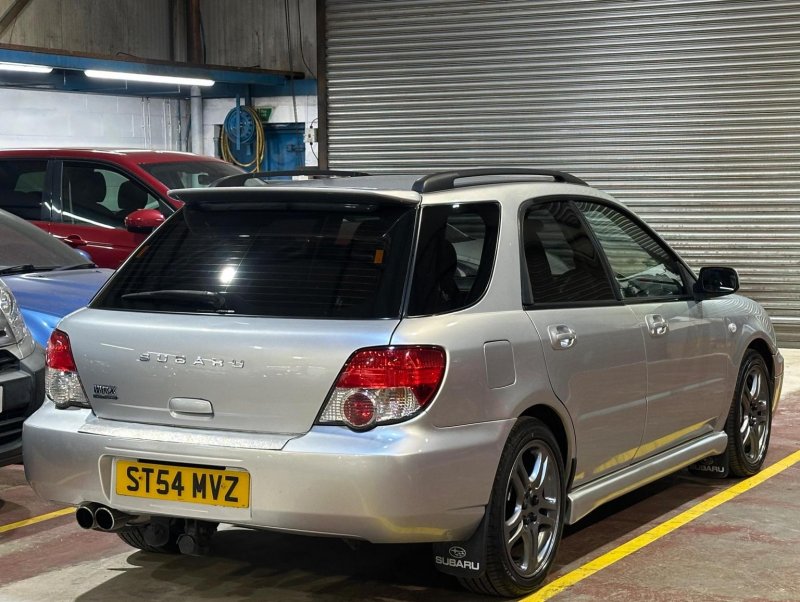 SUBARU IMPREZA