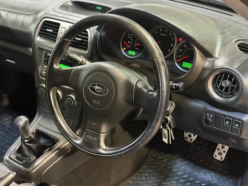 SUBARU IMPREZA