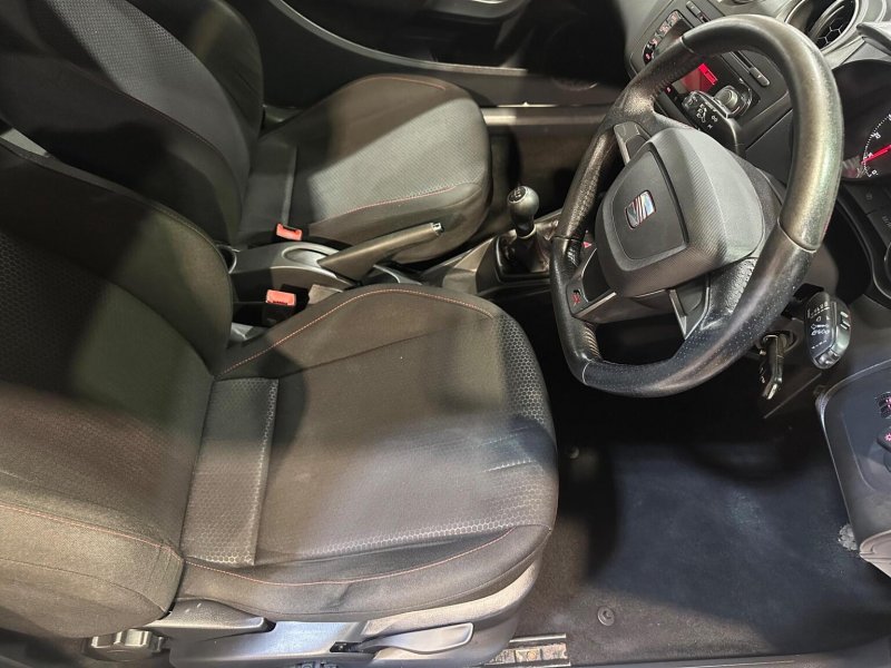 SEAT IBIZA
