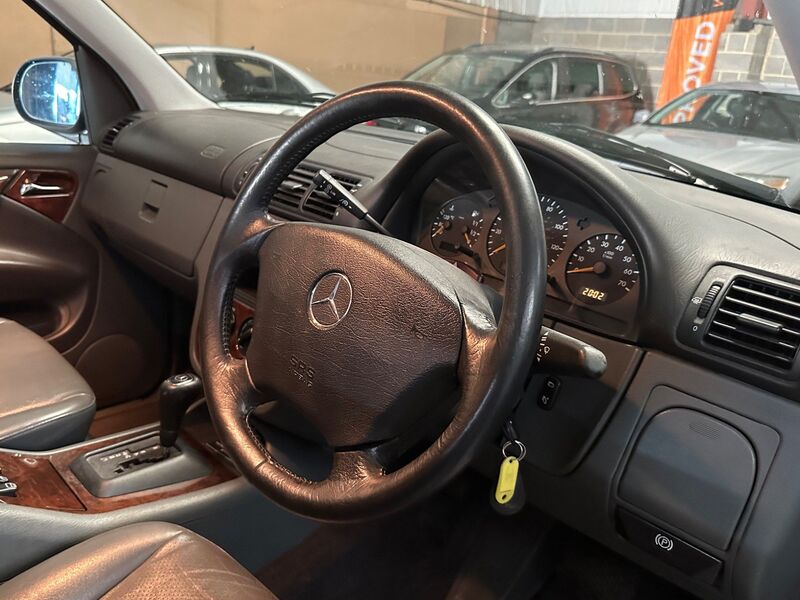 MERCEDES-BENZ M CLASS