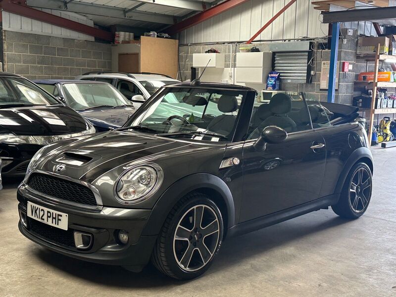 MINI CONVERTIBLE