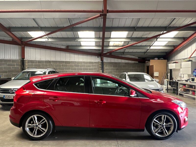 View FORD FOCUS 1.6 TDCi Titanium X Euro 5 (s/s) 5dr