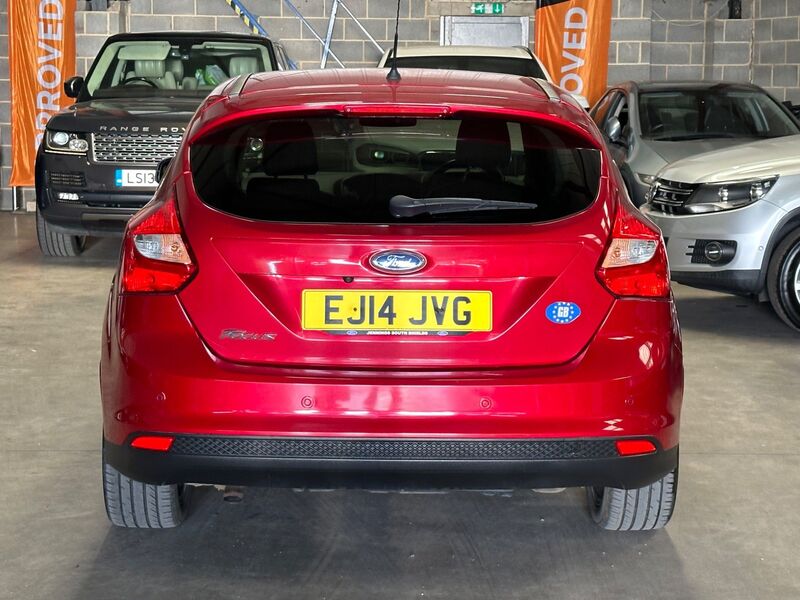 FORD FOCUS