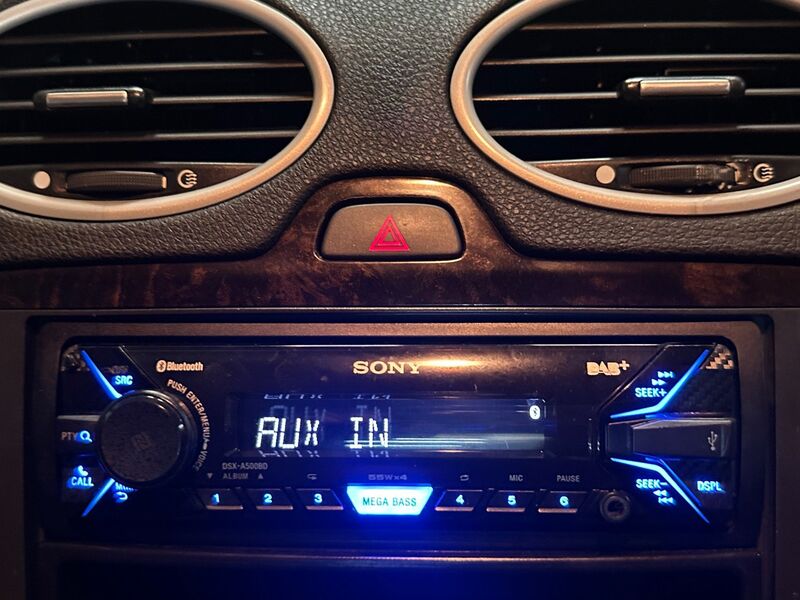 FORD FOCUS