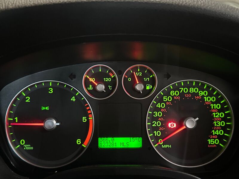 FORD FOCUS