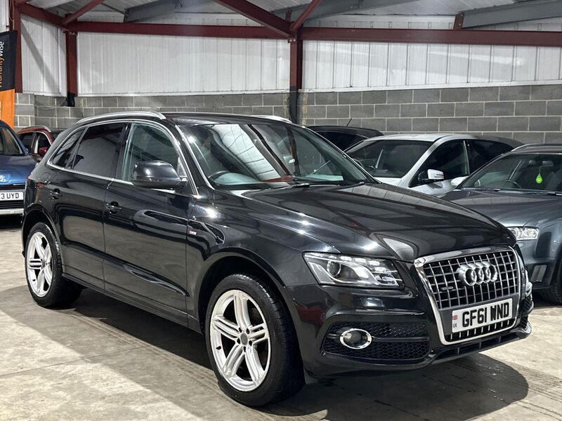 View AUDI Q5 2.0 TDI S line Plus quattro Euro 5 (s/s) 5dr