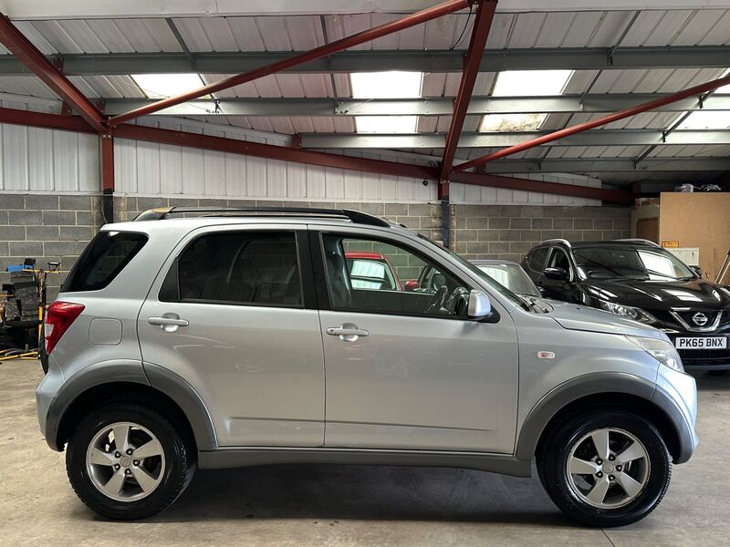 View DAIHATSU TERIOS 1.5 SX 5dr