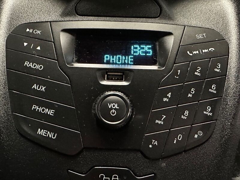 FORD TRANSIT CONNECT