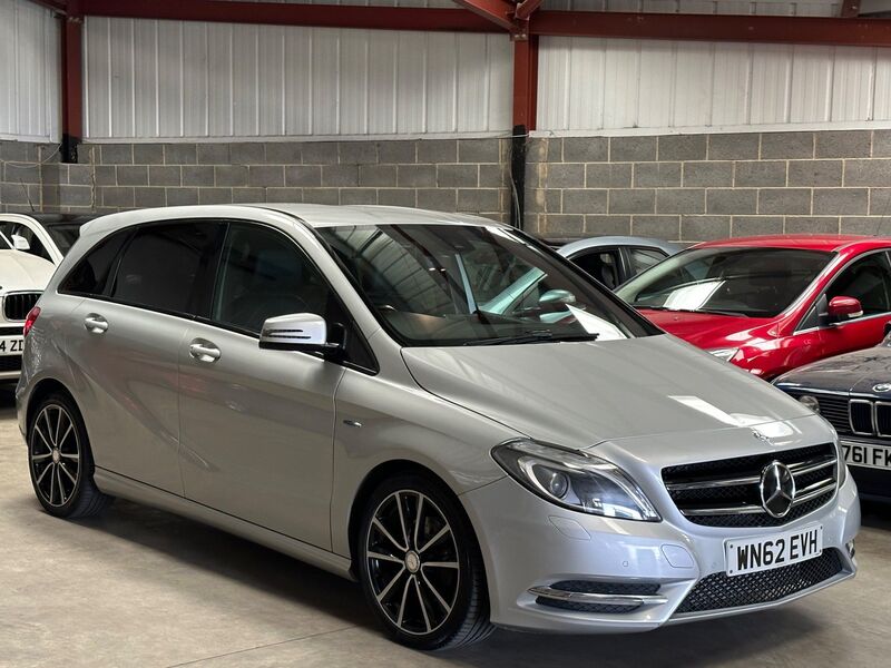 View MERCEDES-BENZ B CLASS 1.8 B200 CDI BlueEfficiency Sport Euro 5 (s/s) 5dr
