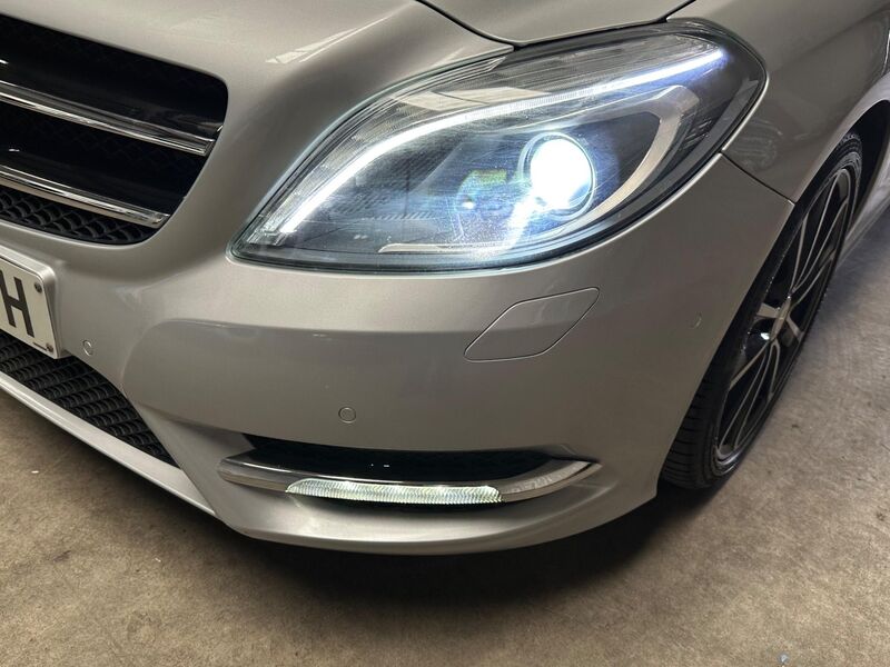 MERCEDES-BENZ B CLASS