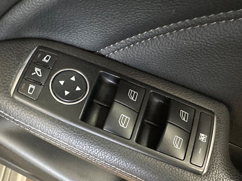 MERCEDES-BENZ B CLASS