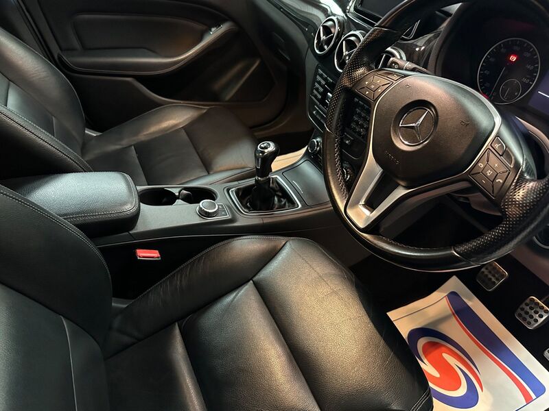 MERCEDES-BENZ B CLASS