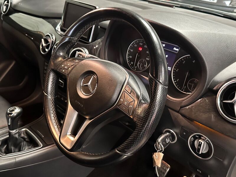 MERCEDES-BENZ B CLASS