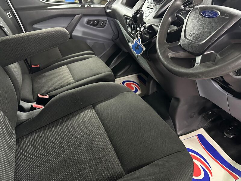 FORD TRANSIT CUSTOM