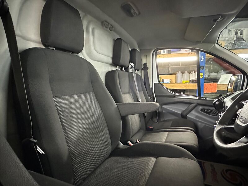 FORD TRANSIT CUSTOM