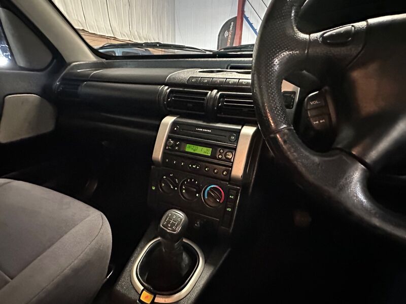 LAND ROVER FREELANDER