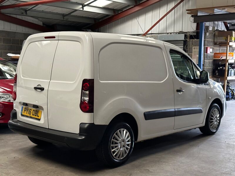 View CITROEN BERLINGO 1.6 HDi 625 LX L1 5dr