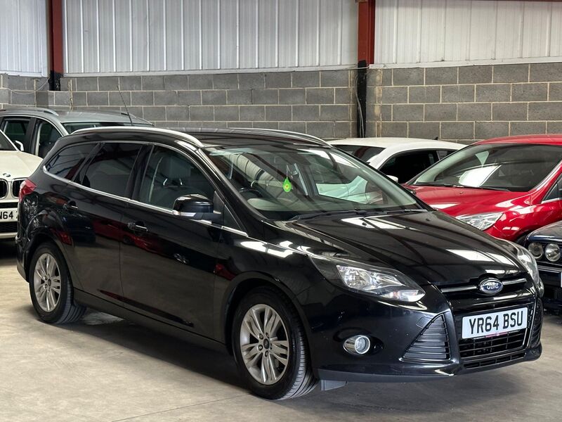 View FORD FOCUS 1.6 TDCi Titanium Navigator Euro 5 (s/s) 5dr