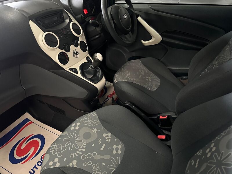 FORD KA