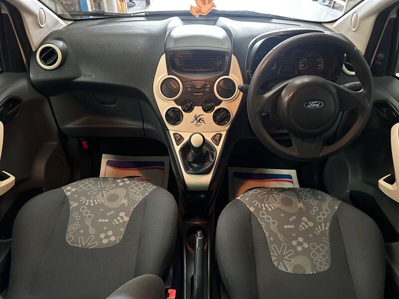 FORD KA