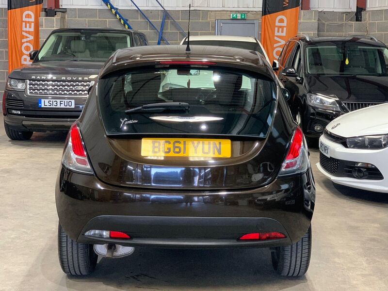 CHRYSLER YPSILON