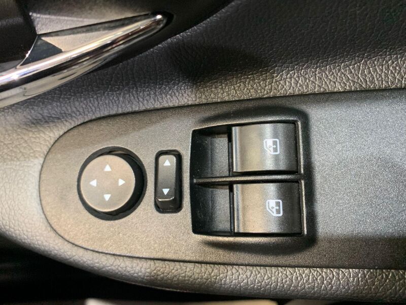 CHRYSLER YPSILON