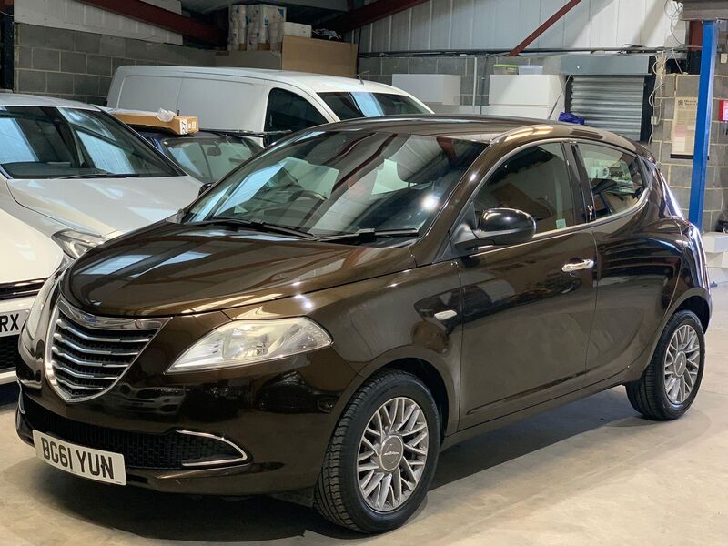 CHRYSLER YPSILON