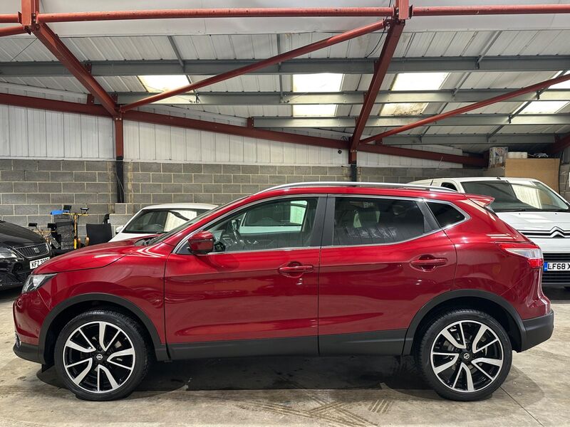 NISSAN QASHQAI